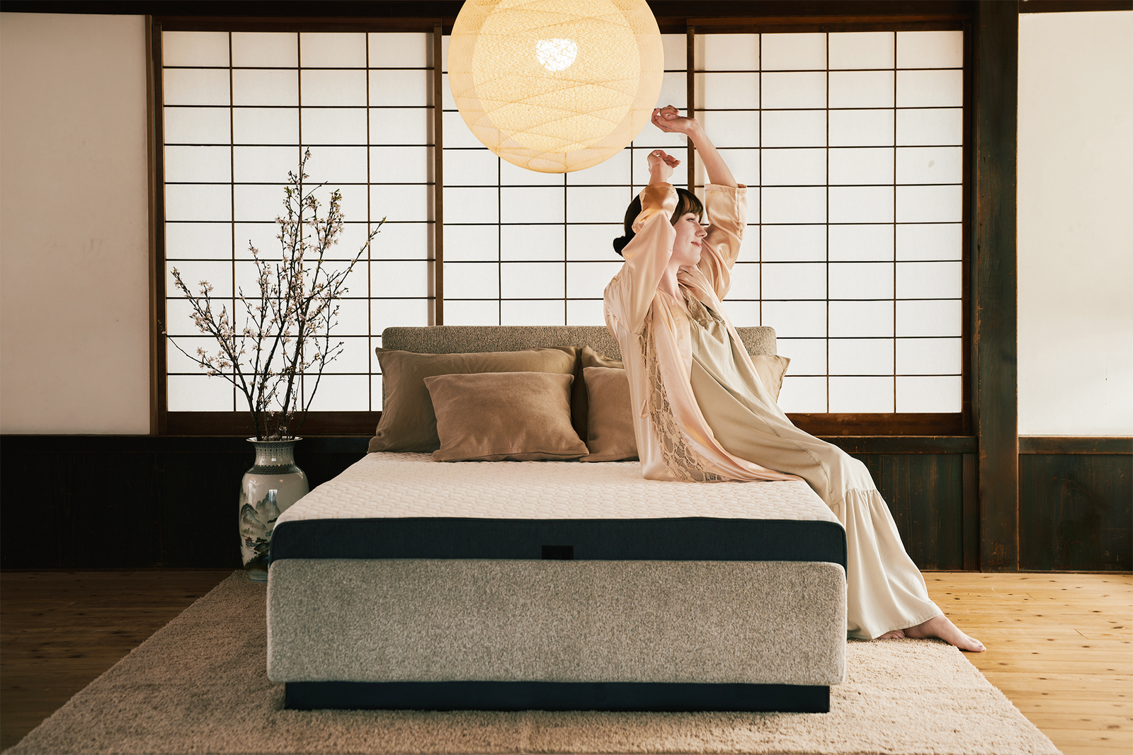 至福のフィット感で、
朝まで満たされる眠りを。